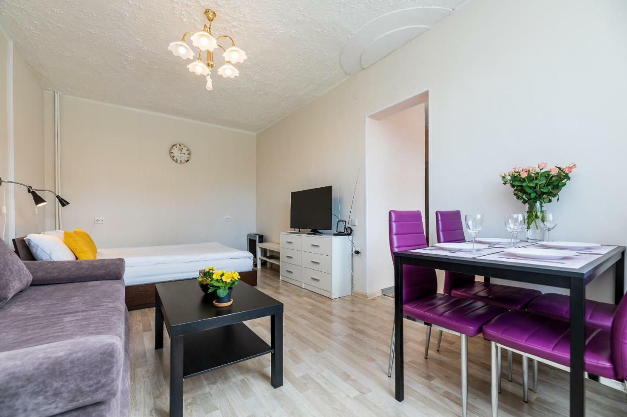 Compact Apartment Near Food Market In The Oldtown Plus Free Parking Klaipėda Buitenkant foto