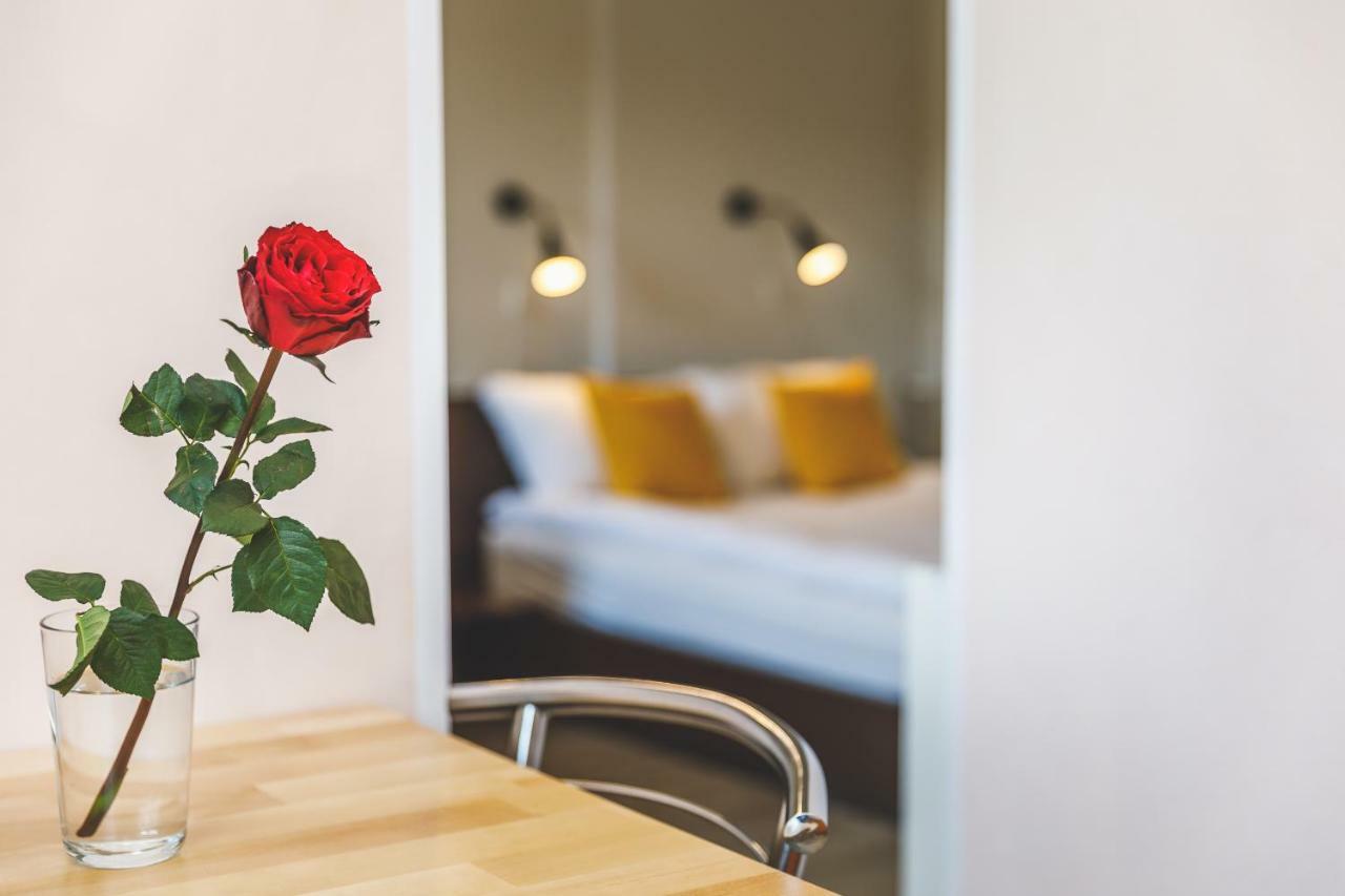 Compact Apartment Near Food Market In The Oldtown Plus Free Parking Klaipėda Buitenkant foto
