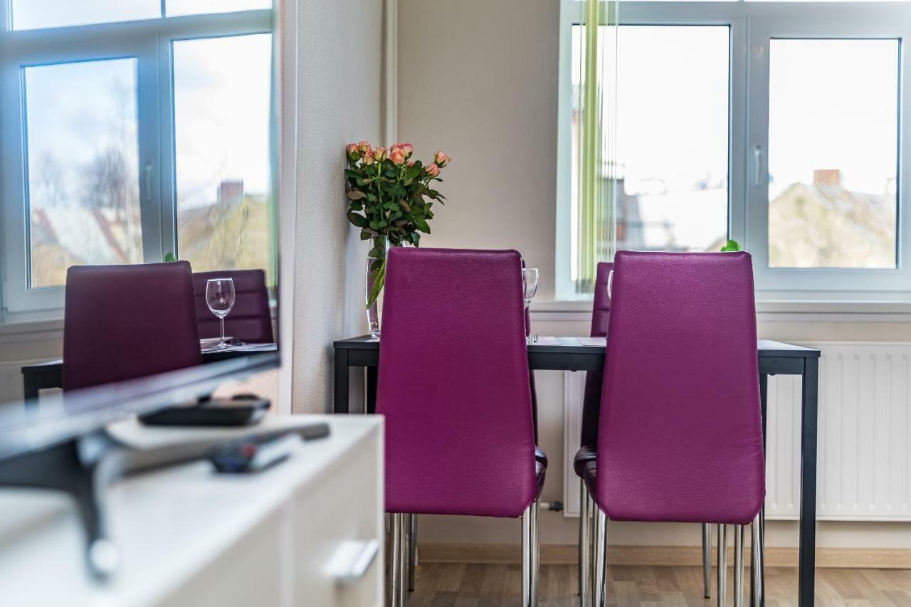 Compact Apartment Near Food Market In The Oldtown Plus Free Parking Klaipėda Buitenkant foto